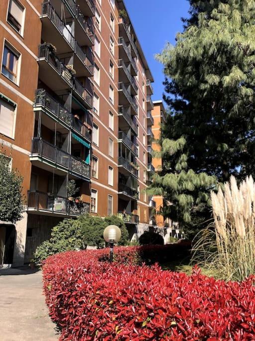 Appartamento Veronica, Per Lavoro E Relax Corsico Exterior photo